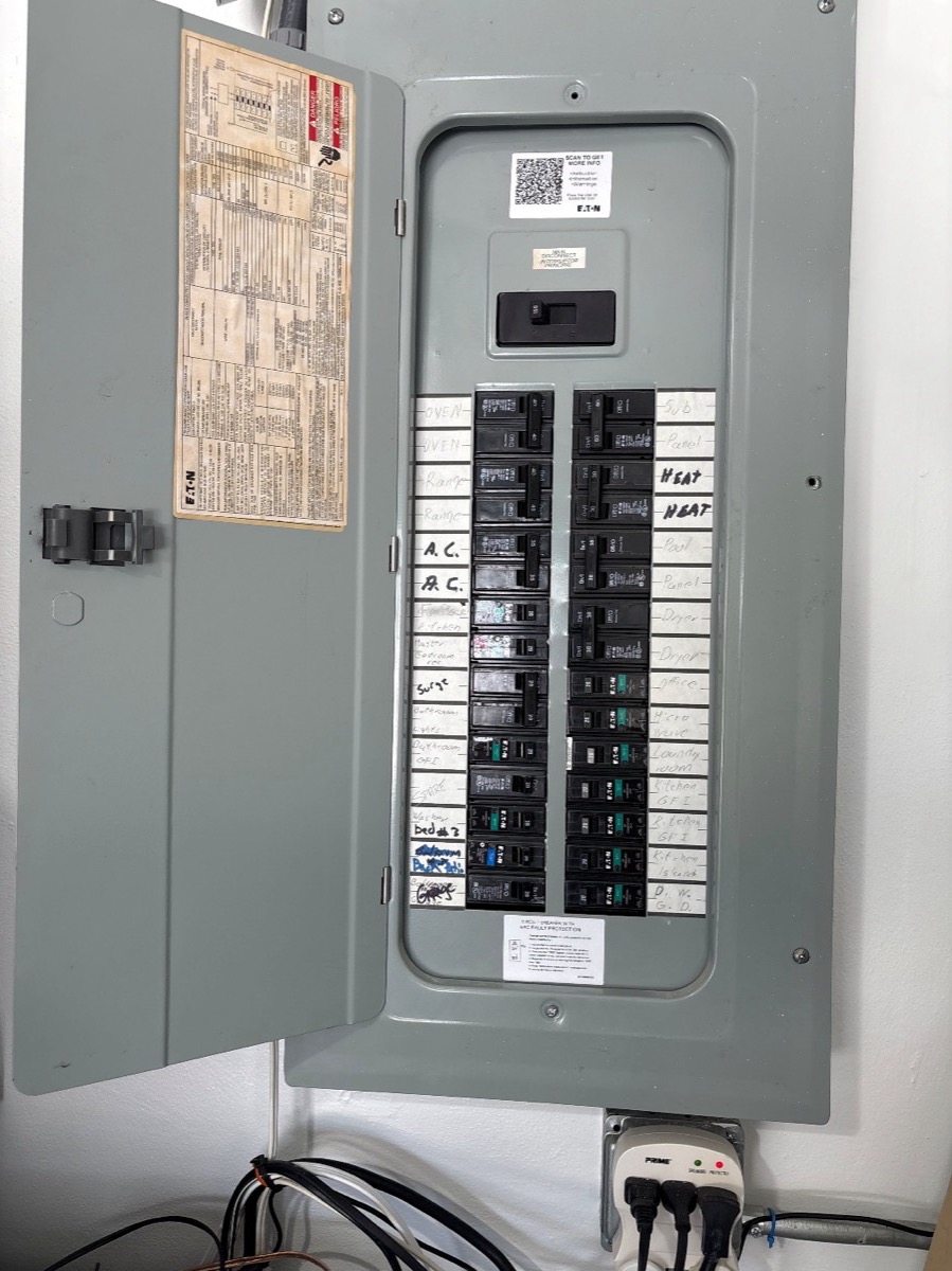 Residential electrical panel upgraded by Brightwire Electric